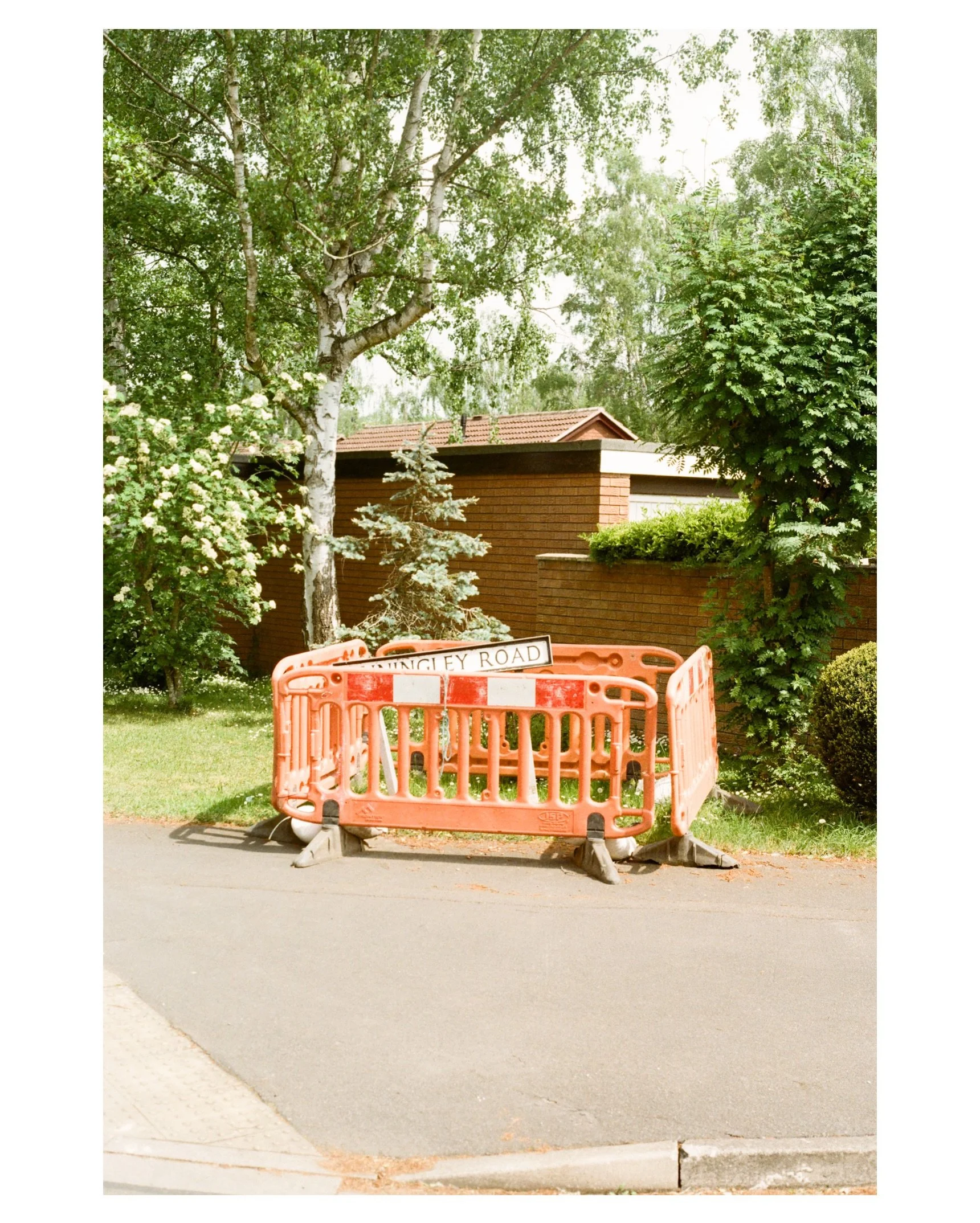 Scenes I&rsquo;ve stumbled across recently. 
When picking up a camera you notice so much more, a sign heavily guarded or an abandoned van, things the average person would walk straight past. 
Captured with Kodak Gold 200 🎞️

#documentingspace #canon