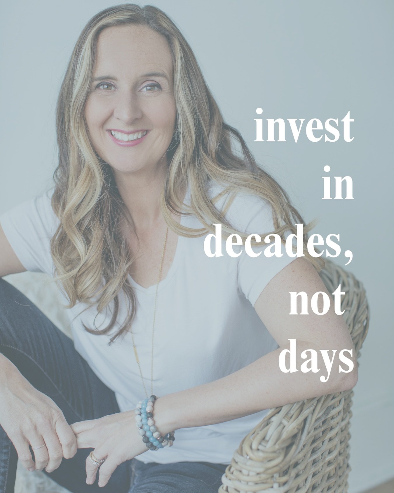 👎 The short term fixes yield short term results. 

🙌 The long term solutions yield long term results. 

Your health can&rsquo;t be fixed in a ten day cleanse, a 30 day challenge, or even a 3 month focus. 

You need to play the long game. And be inv