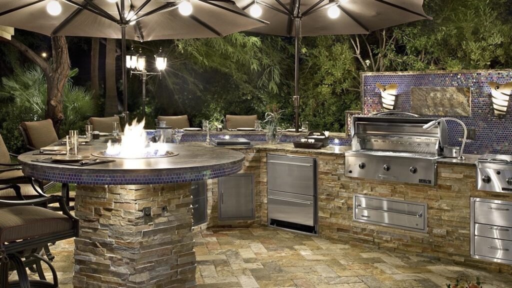 outdoor kitchen1.jpeg