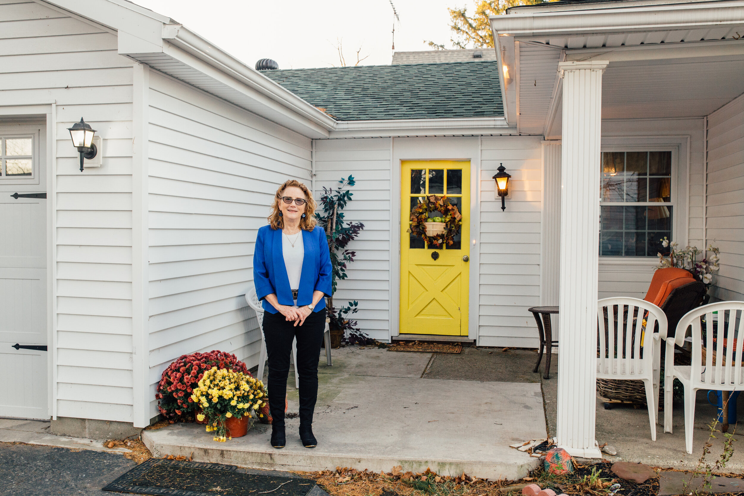 Contact — Dr. Julie Caton