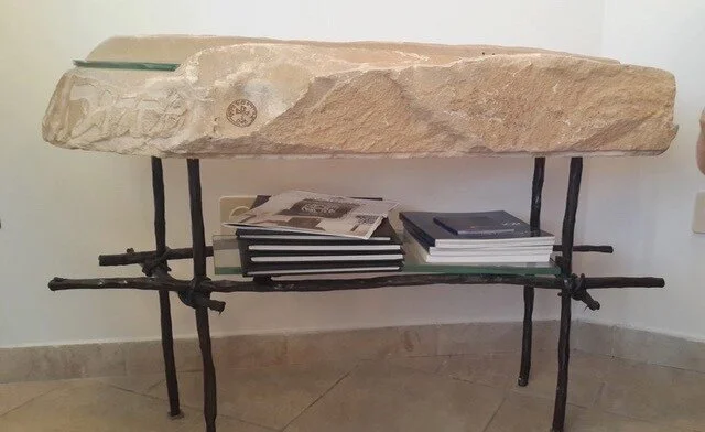 SideTable.jpg