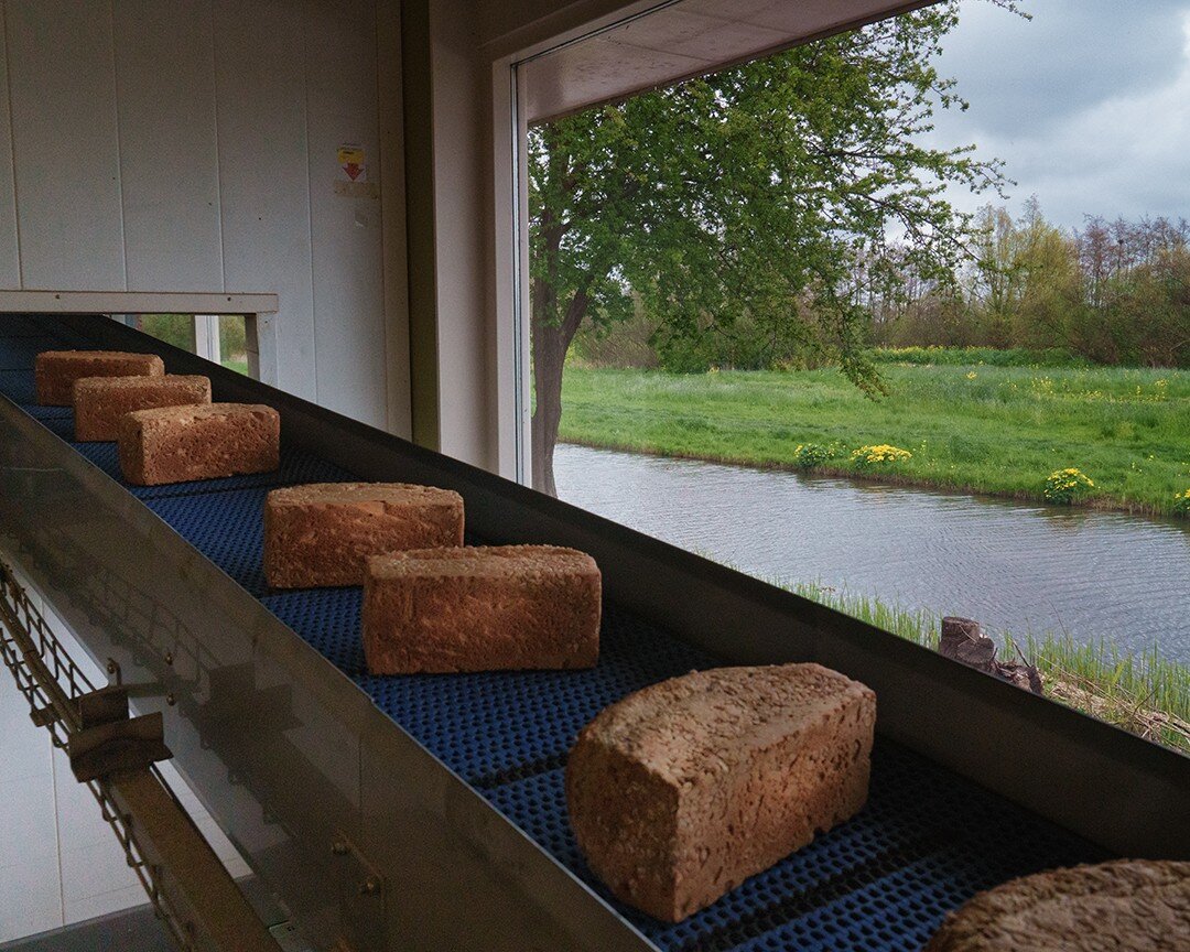 THE NETHERLANDS ~ We spent the whole afternoon shooting in a very large bakery (@bakkerijpater) and were impressed by the whole process. How small can you feel! In fact, everyone who buys a loaf of bread at the supermarket should know how much work g