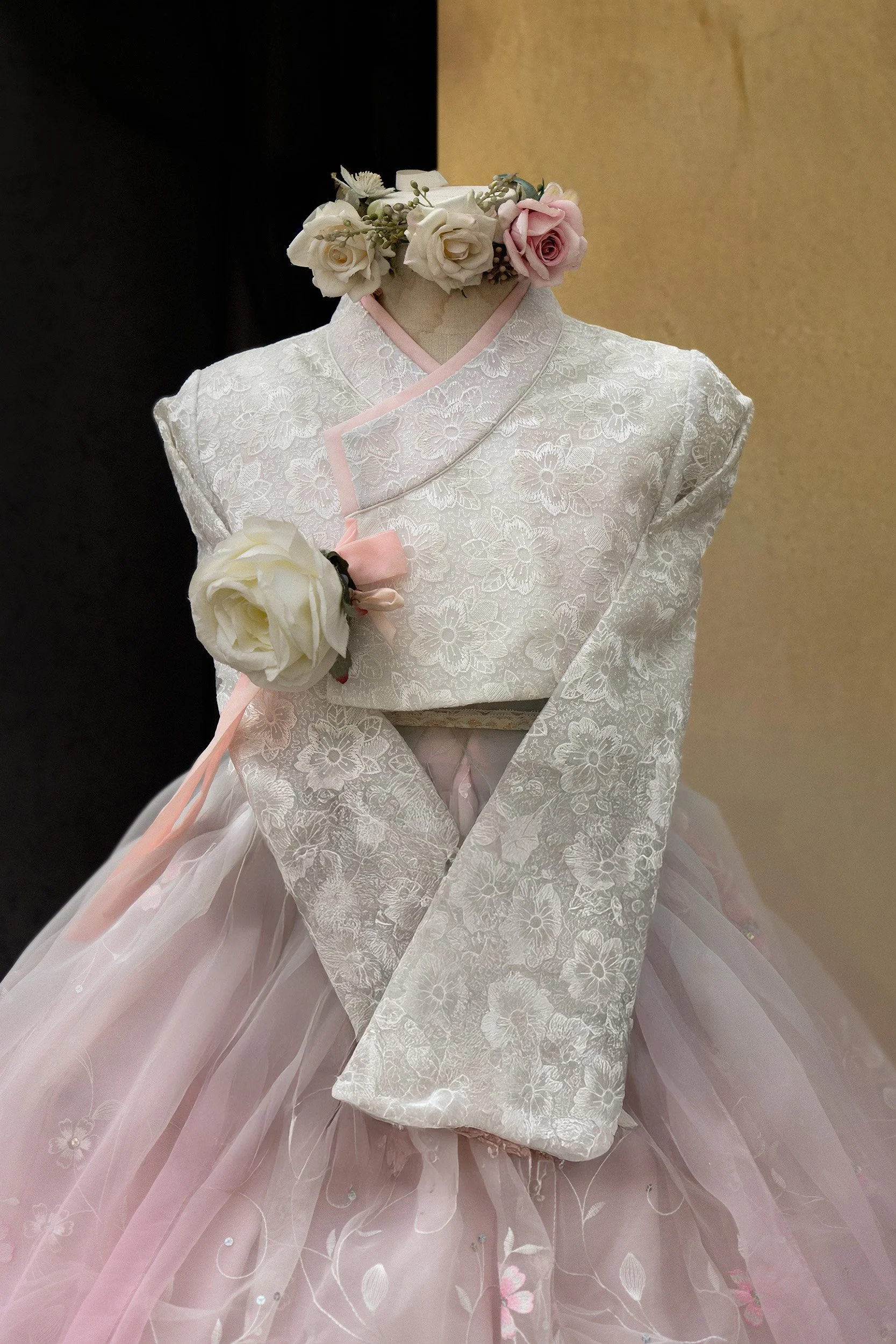 ©MirjamLetsch-BECOMING-80x120.jpg