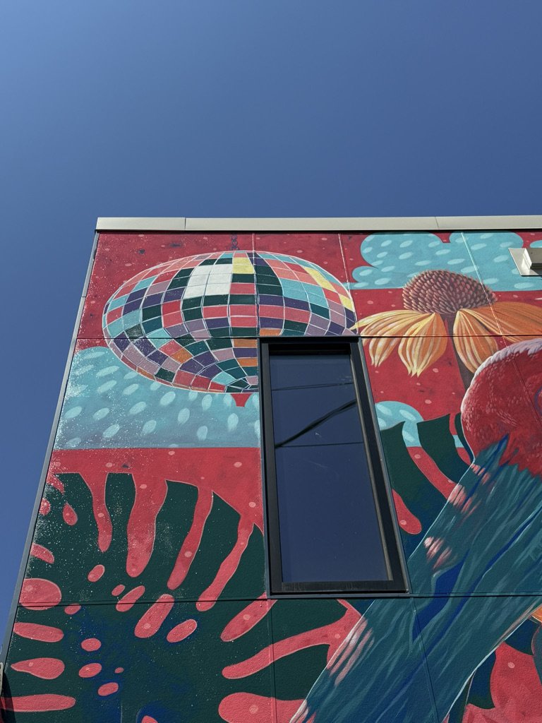 "We Dance At Dusk"
Detail
2026
Franklinton Arts District
Columbus, OH
Funded by Greater Columbus Arts Council and Franklinton Arts District