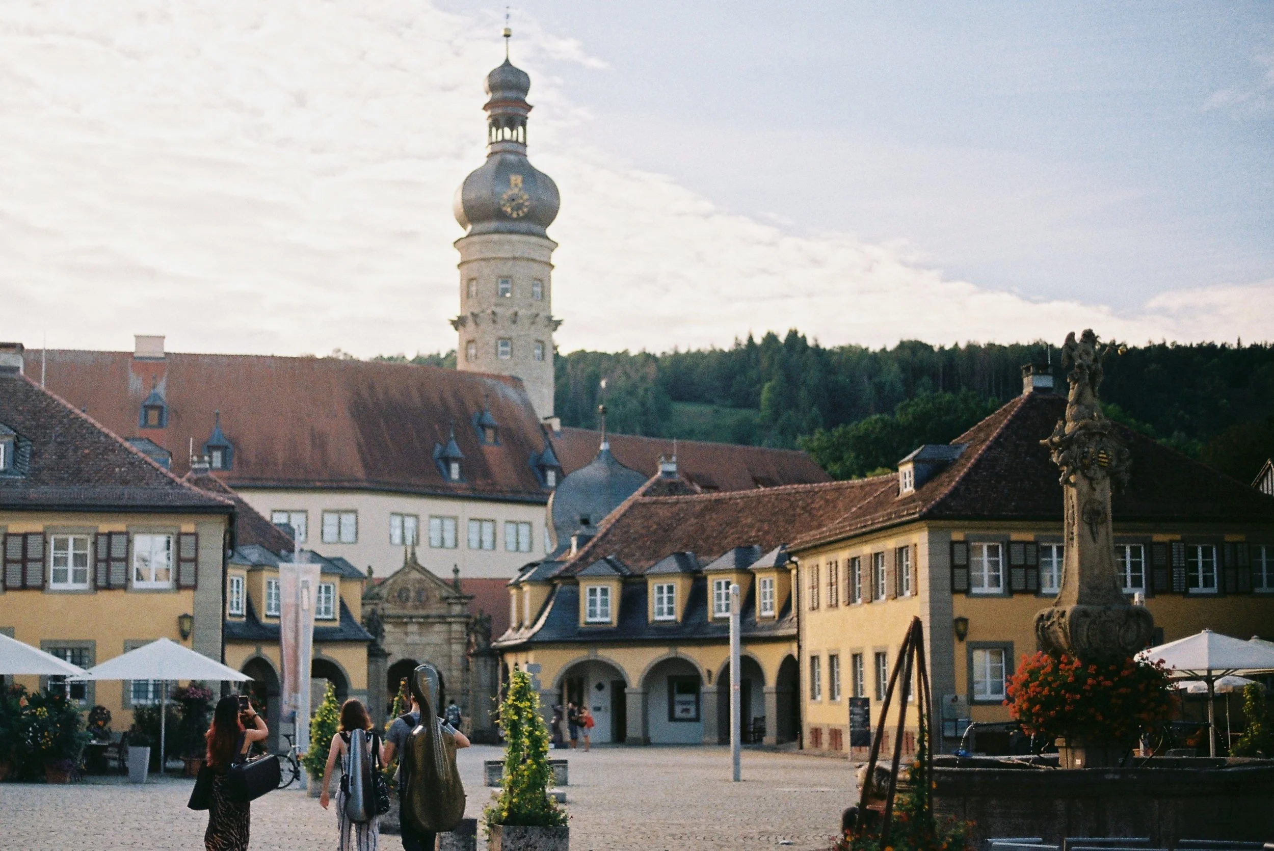 R1-01373-015A copy-01.jpeg