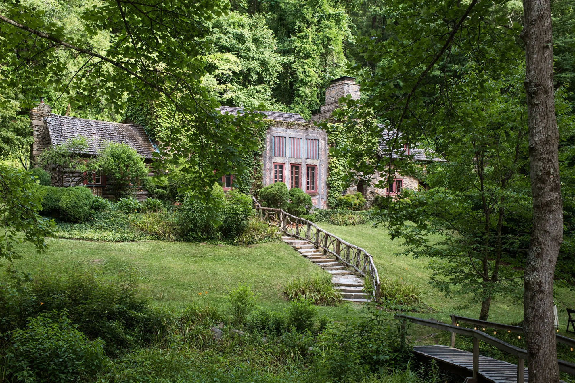 Asheville’s Most Beautiful Historic Wedding Venues