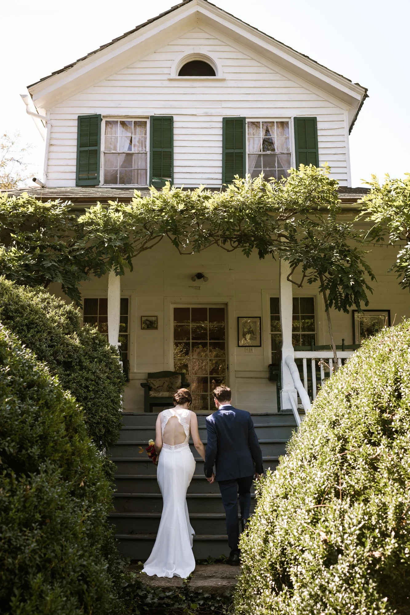 Sherrill's Inn wedding photo