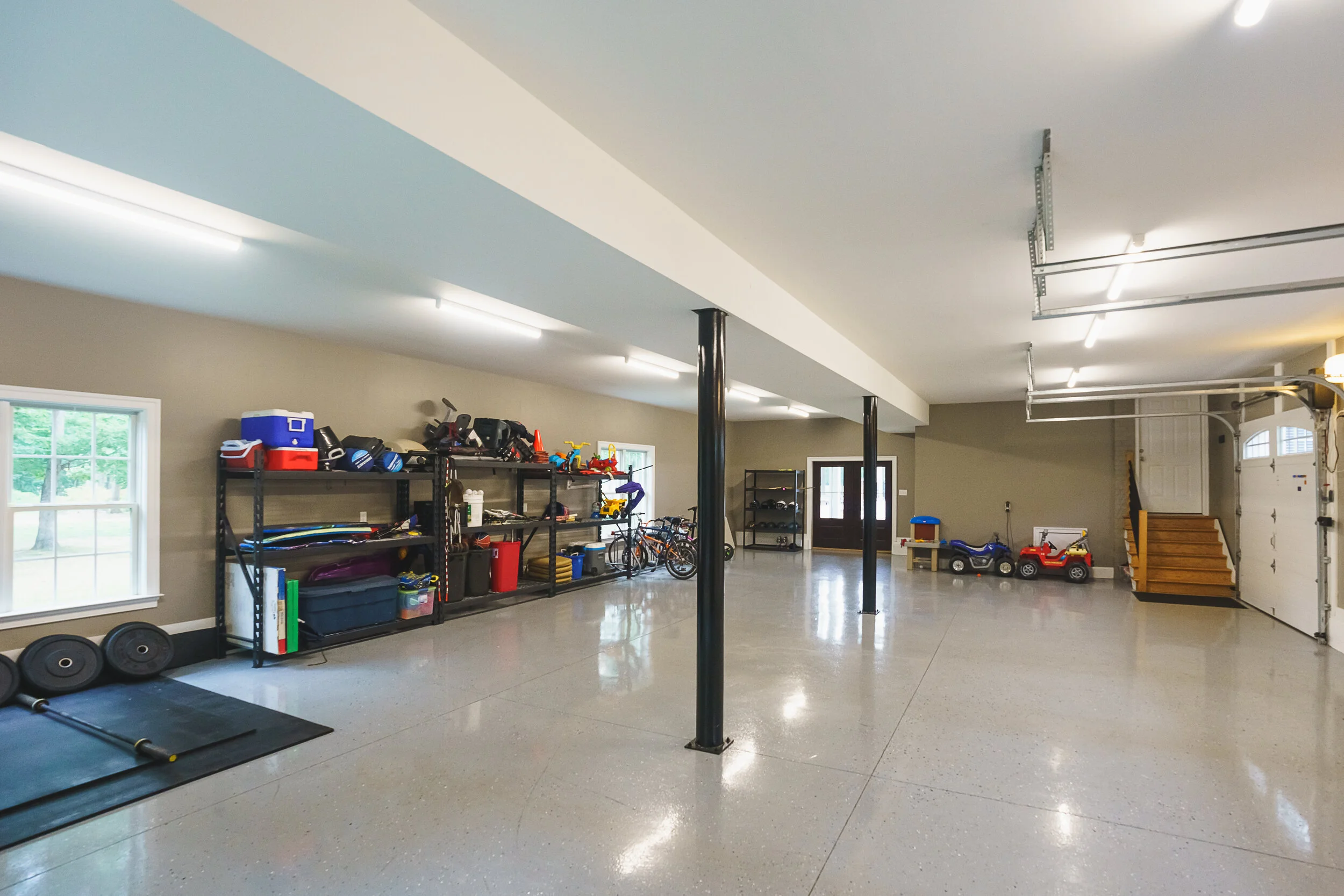 Garages James River Construction — James River Construction