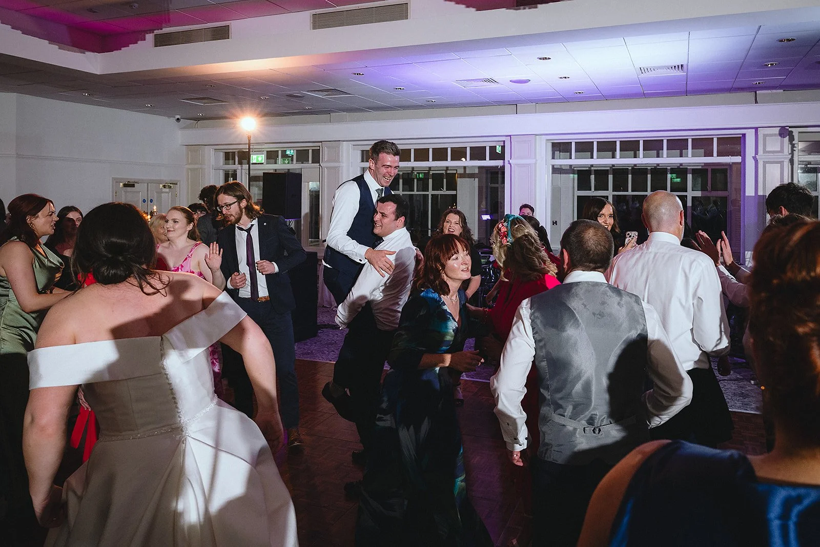 F&D-connemara-coast-hotel-wedding-27.09.25-811_websize-2.jpg