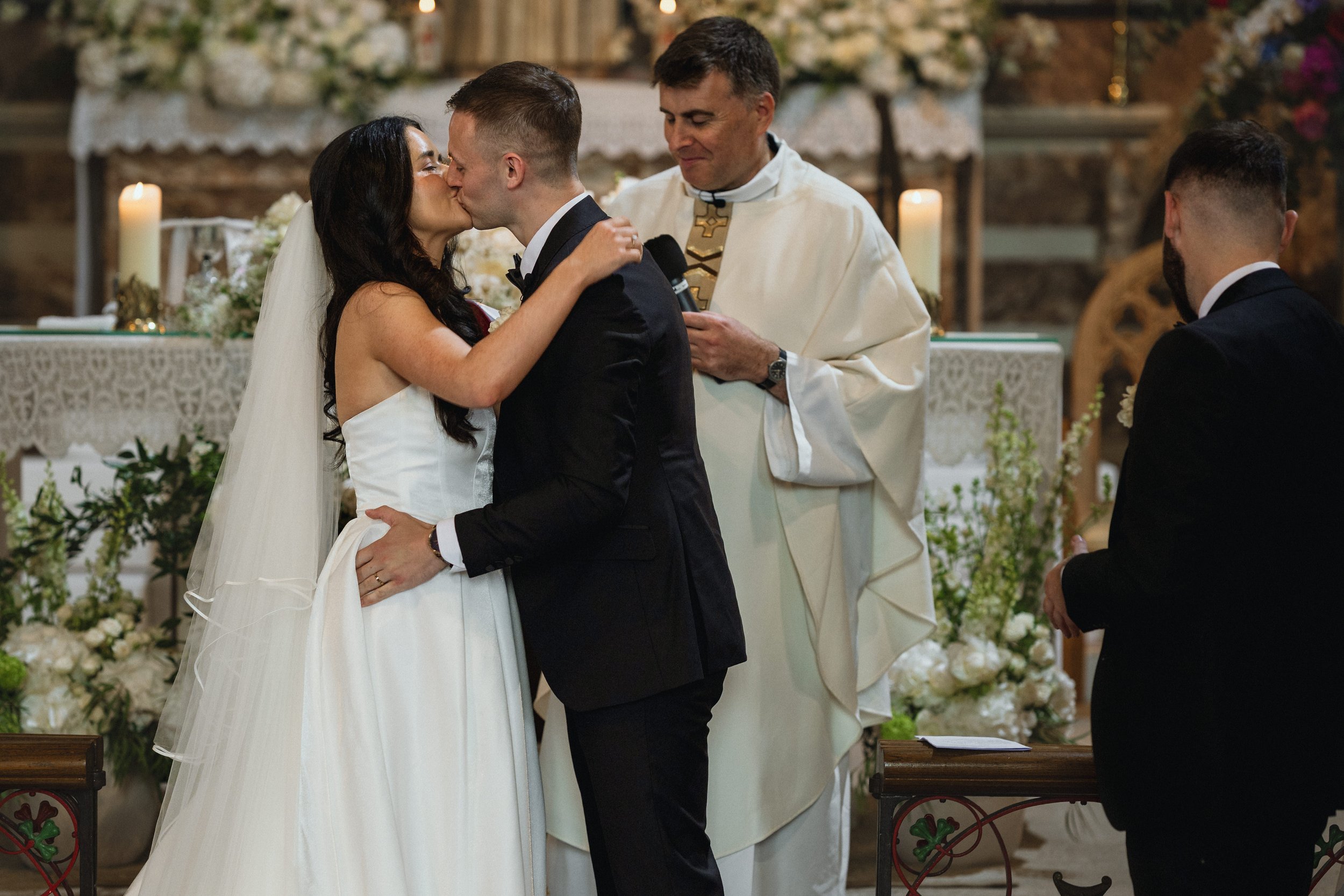 fitzgeralds-woodlands-adare-wedding-L&M-29.jpg