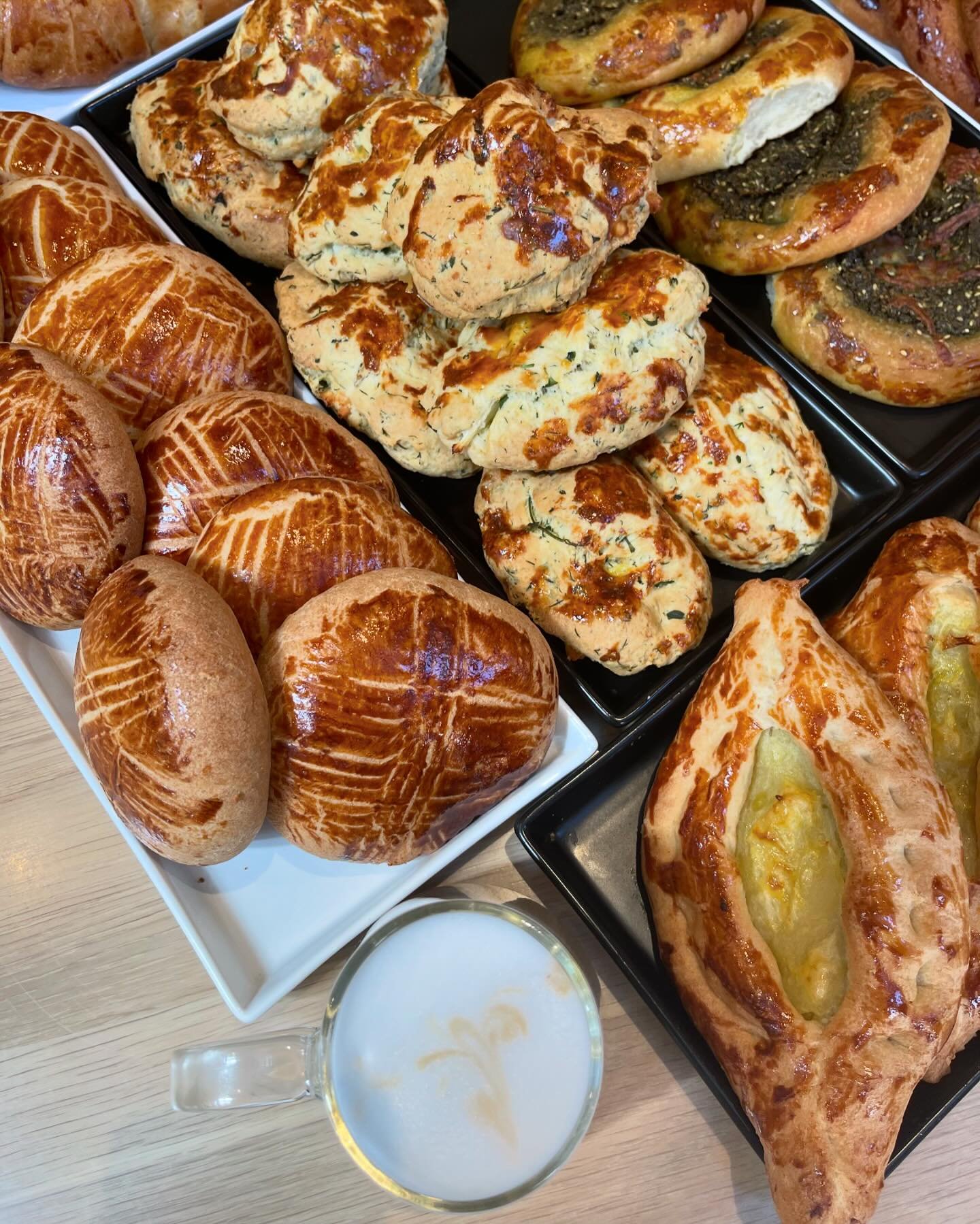Something&rsquo;s brewing (pun intended) ☕️☺️

Introducing our house made pastry line up. 

Visit our Stanford shopping center location to see what we&rsquo;re working on 🛠️

Hummus Caf&eacute; opening soon..
