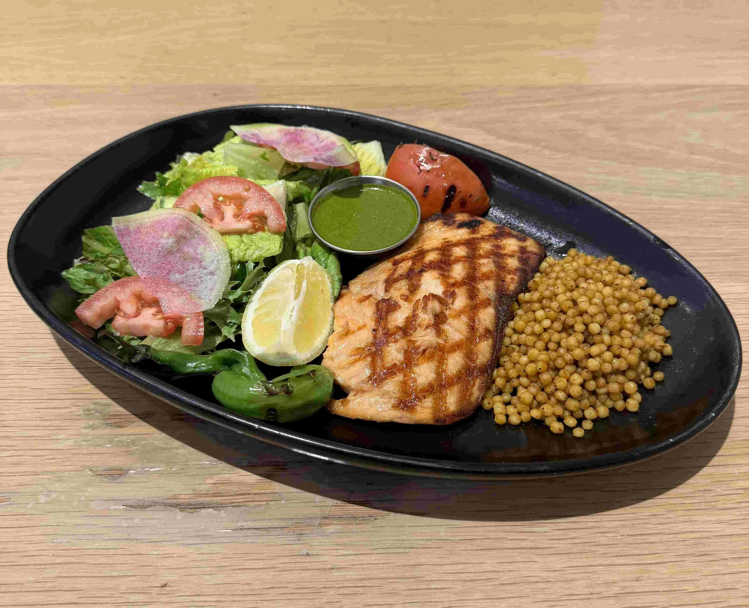 grilled_salmon_plate_2.jpg