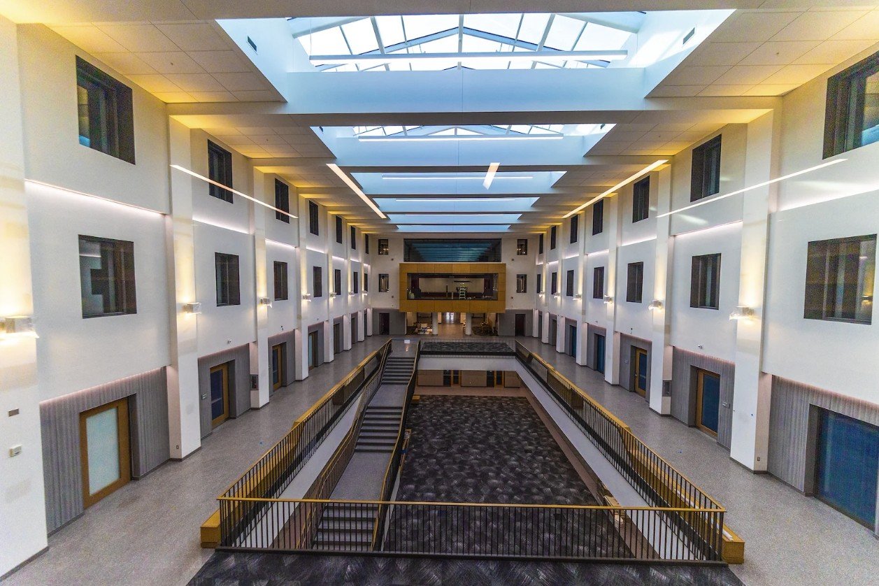 Bachelor Hall Tour and Social