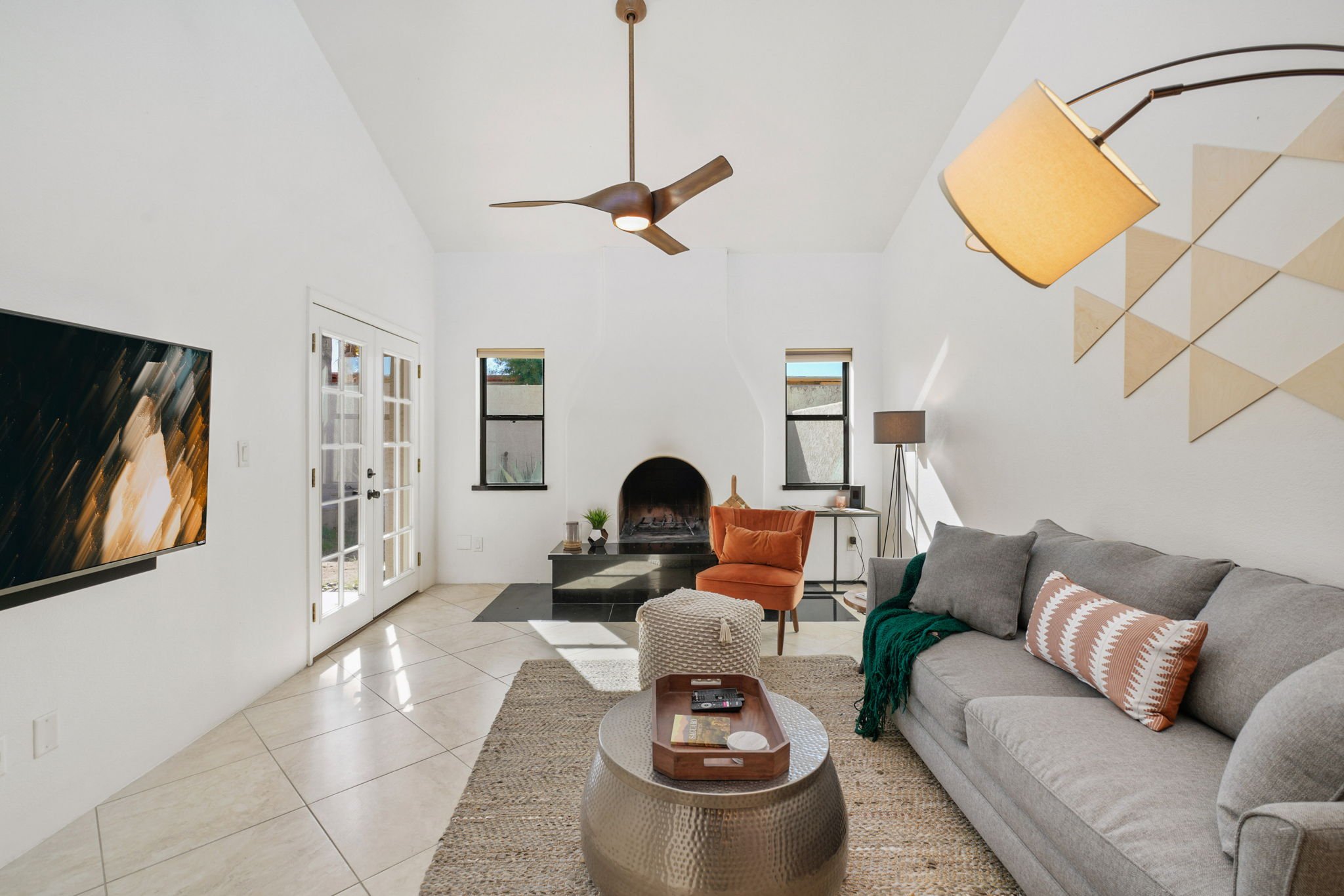 7-web-or-mls-31Jan23_AZRoots_AirBnB-3.jpg
