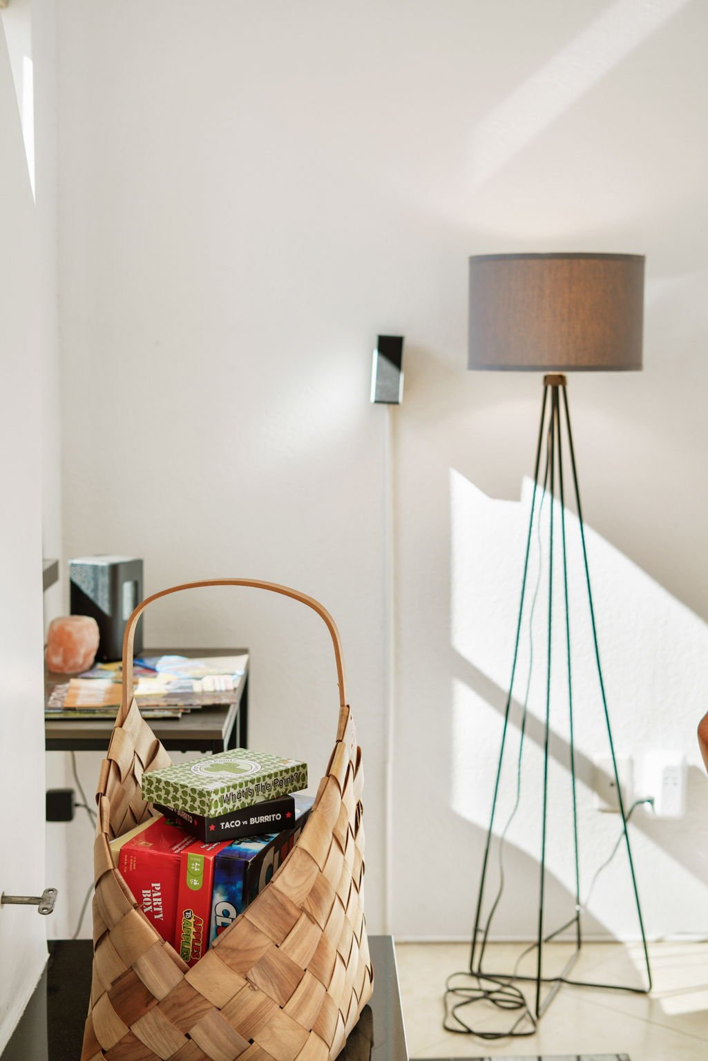 8-web-or-mls-31Jan23_AZRoots_AirBnB-30.jpg