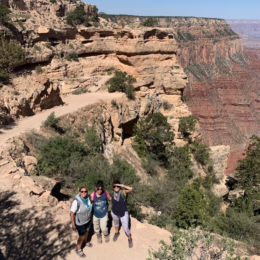 Grand Canyon pics!
#hikingadventures #grandcanyon #friendsforever #postcovidtravel #selfcareroutine #selfcareistherealhealthcare #yeahthatgreenville #gvltoday #gvl360 #acupuncture #thehealingblossom
