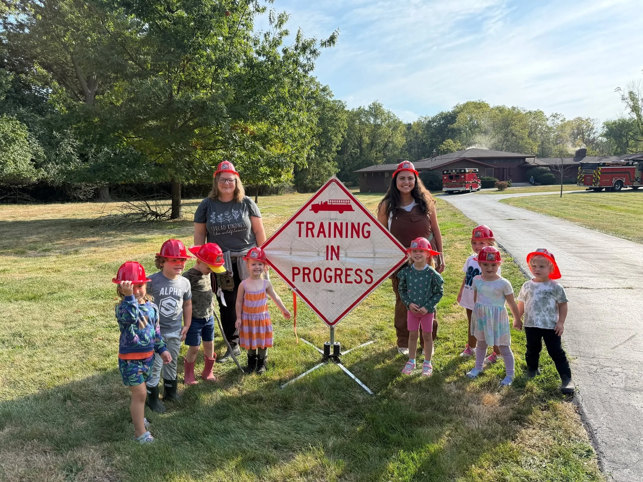 We are beyond grateful to the incredible Bloomfield Township Fire Department for welcoming our curious TreeSchoolers to observe their fire training this week! 🚒The kids (and teachers!) were absolutely fascinated by the bravery and skill of the firef