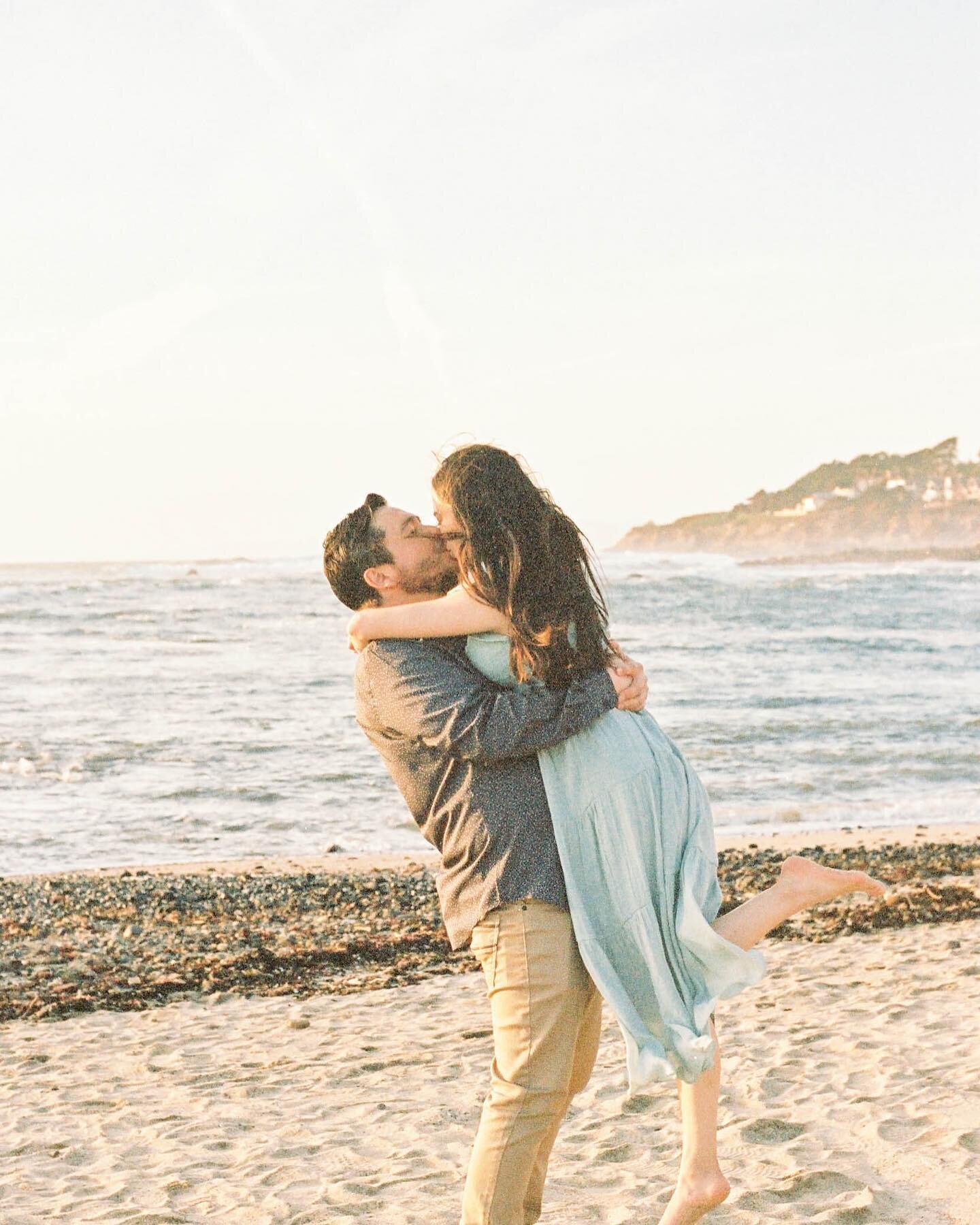 2 years ago i did andreas grad photos at ucsb, and now i got to do her engagement photos!! 🤩 these two are seriously too cute and i'm stoked for their future together 🤍