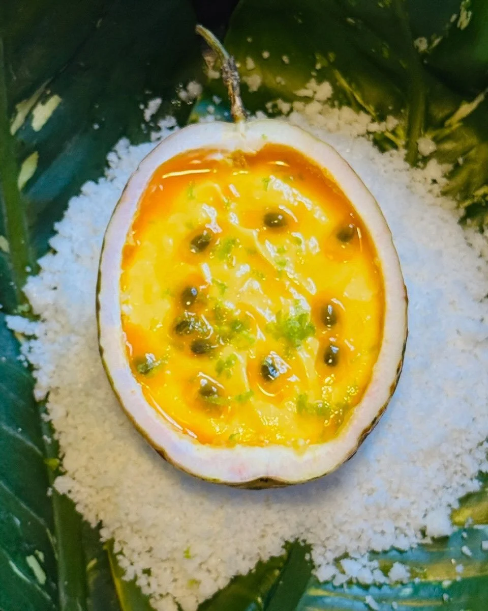 Ante de Mango, a seasonal dessert under 5 minutes

This recipe was originally shared by Luz Elena, mother of @gonmoc, one of Kaelin&rsquo;s best friends and it became part of Susana&rsquo;s 1999 cookbook. Since then, a staple at the cooking school du