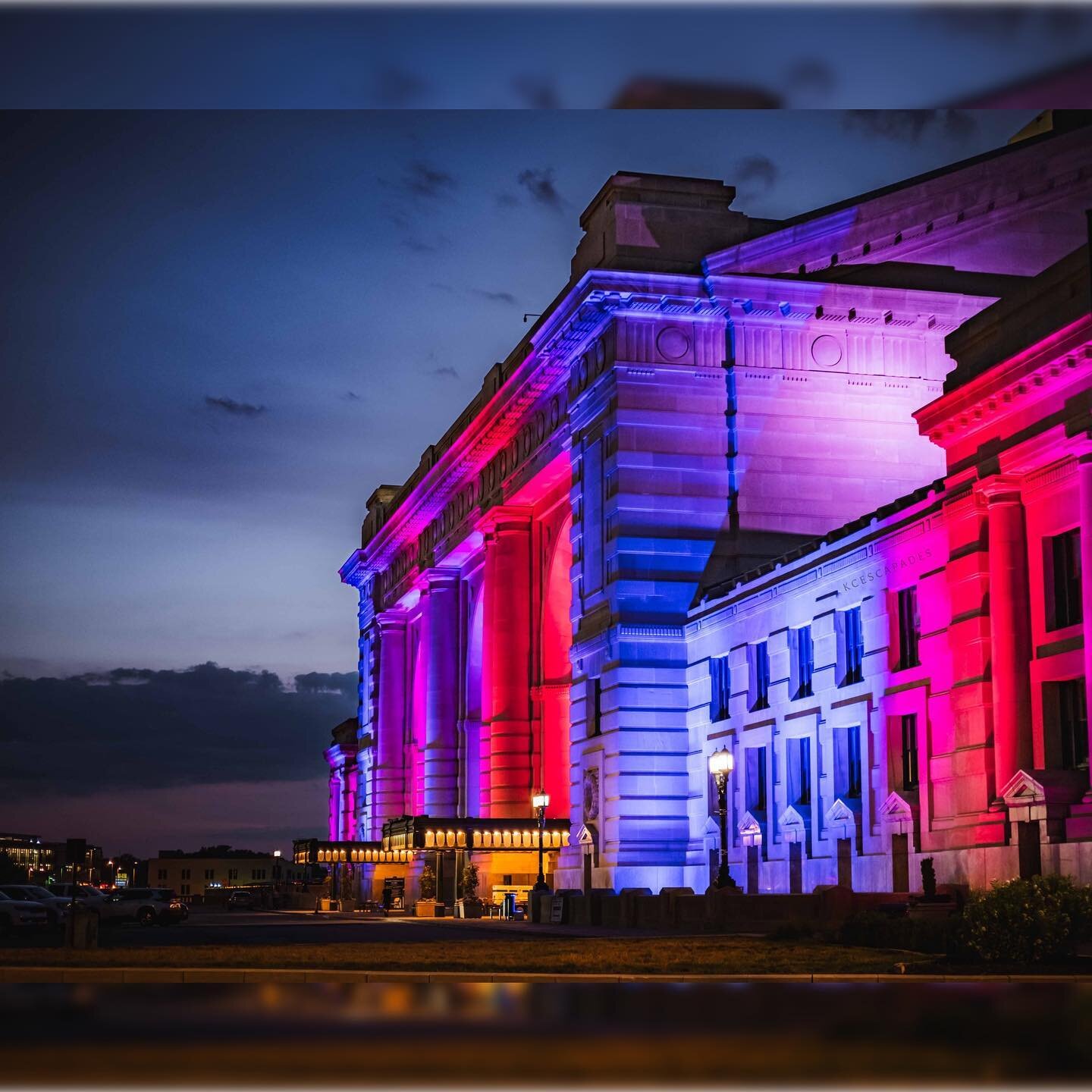 @unionstationkc showing off the World Cup colors 
.
.
.
.
#worldcup #fifaworldcup #kansascity #missouri #kansas #kcmo #lovekc #kclove #downtownkc #unionstation