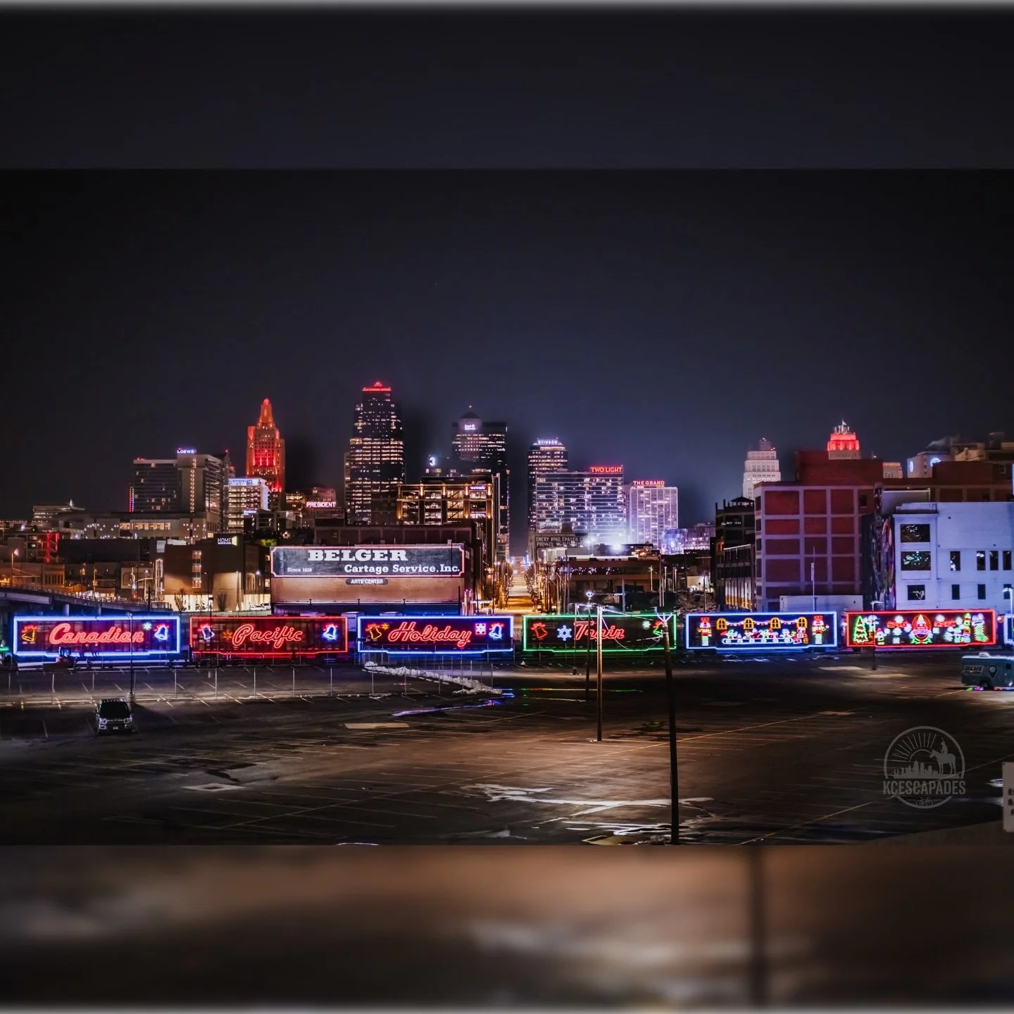 The Holiday Train is on its way, KC! 🚂✨
The CPKC Train returns to Kansas City tomorrow around 6 PM at Union Station. Its bright displays and classic charm always bring a little magic to the season. If you&rsquo;ve been before, you know how it lights