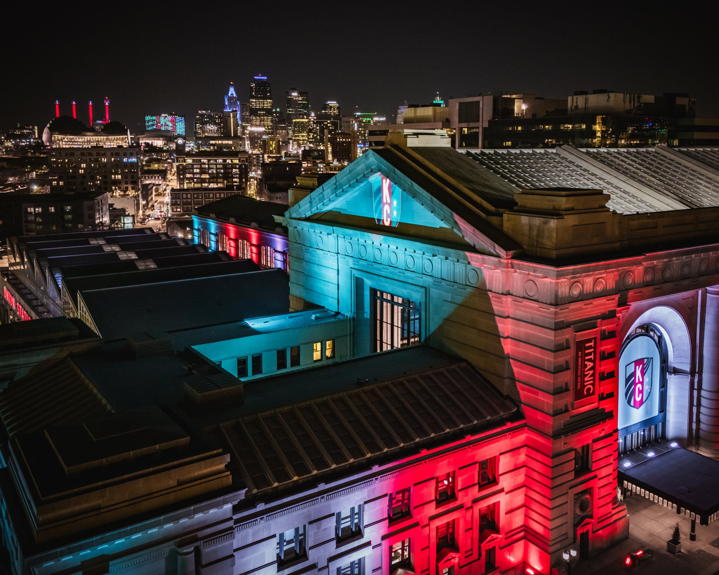 KC Current Union Station lighting in teal and red with logo