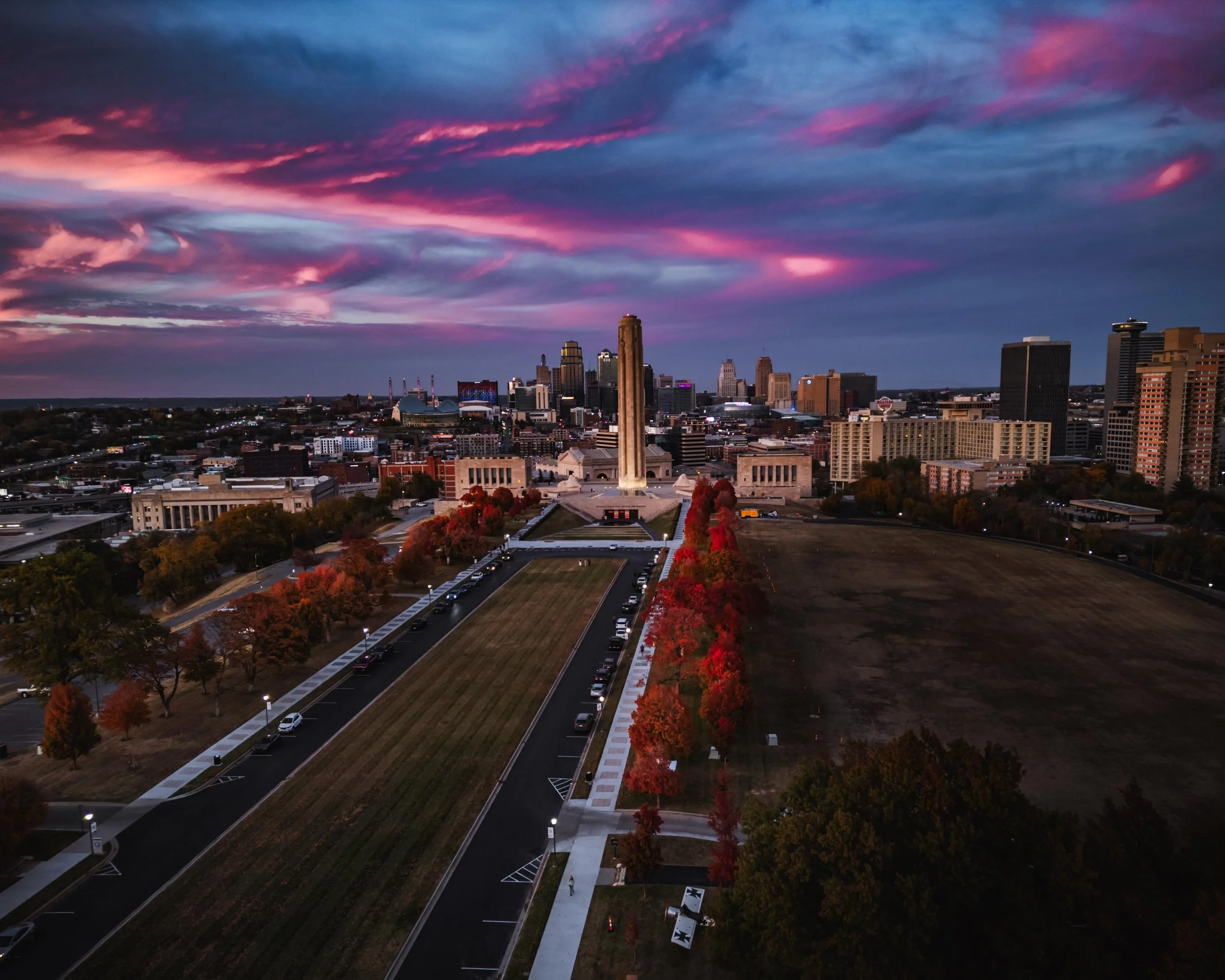 Sunset Over Liberty Memorial and Kansas City Skyline. 0092.DNG
