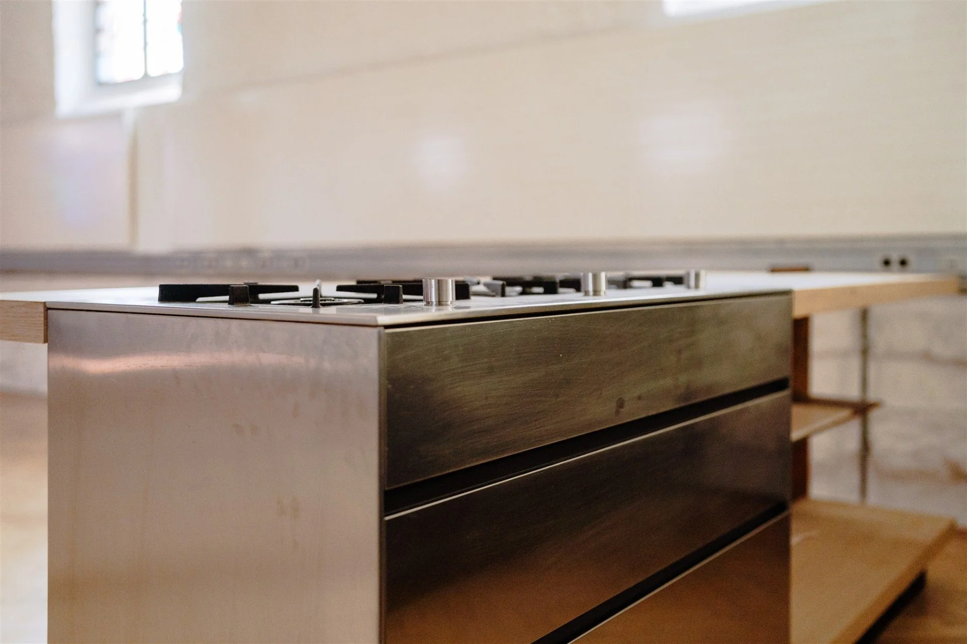church-kitchen-BA5G_rnD.jpg