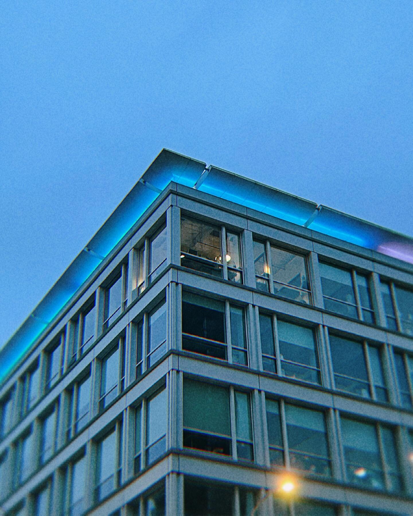 I want to shoot people, but the buildings are just so lucrative 😭😭😭🤷&zwj;♂️