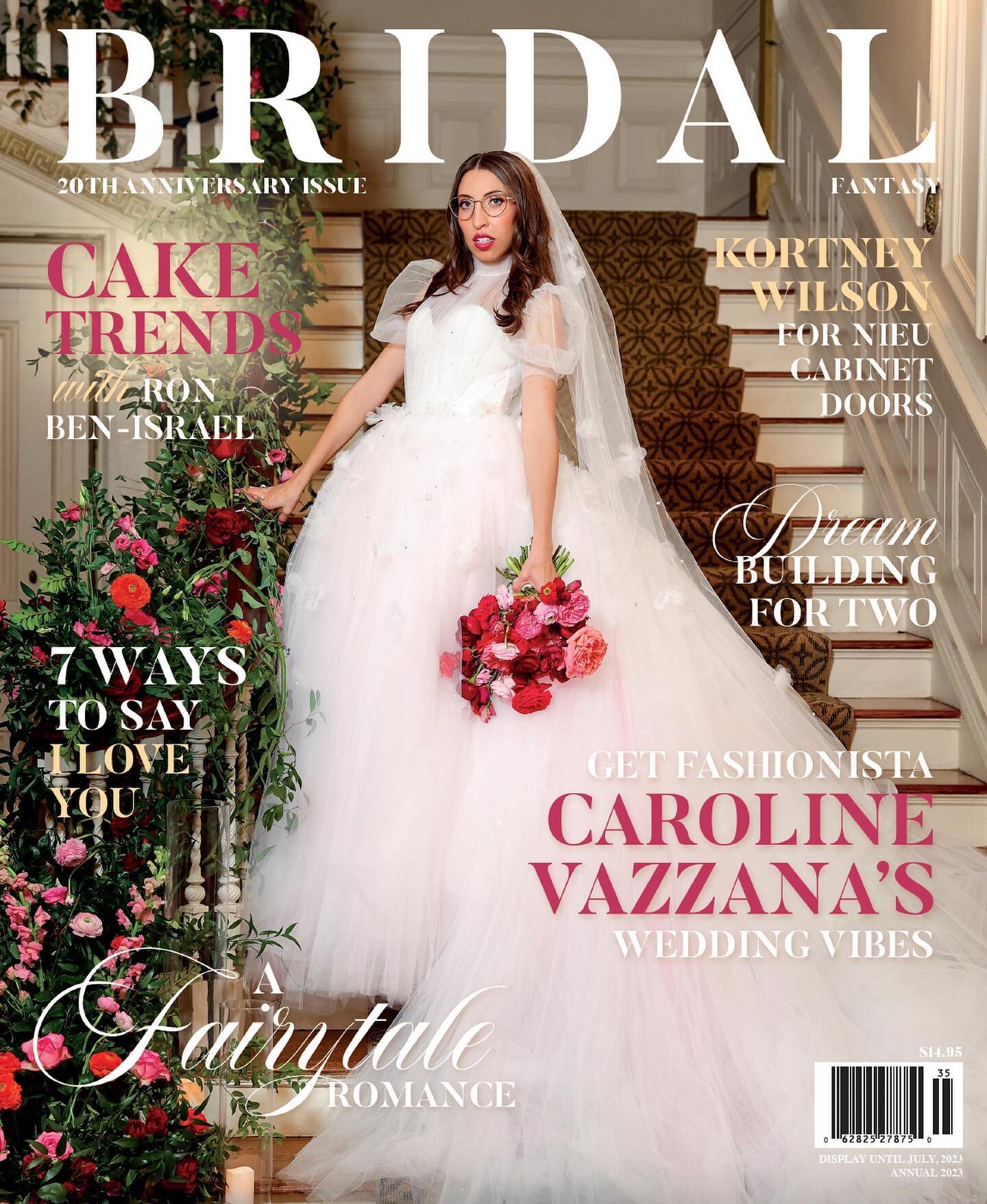 Had so much fun writing this style feature for @bridalfantasy featuring Caroline Vazzana&rsquo;s dream wedding! Dressing for your wedding day is the ultimate exercise in personal style and this was a perfect match, made in Manhattan.

Swipe ➡️ for th