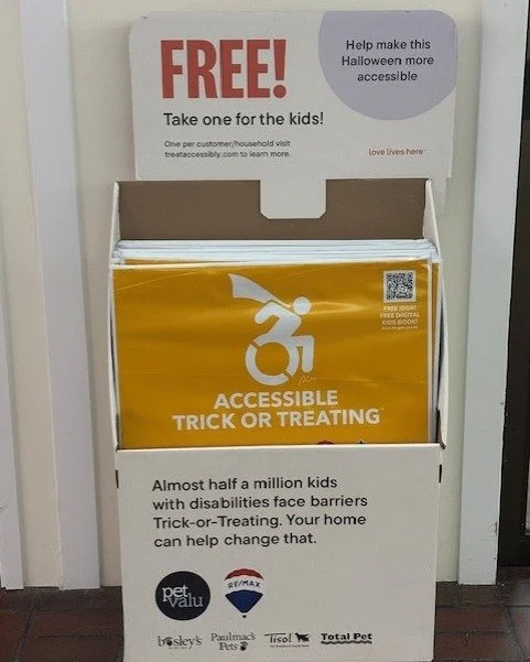 Pick up your FREE 'Accessible Trick-or-Treating' yard signs at Powell River Town Centre - inside the mall next to the administration office (across from Subway)

Courtesy of Pet Valu &amp; Remax!

#trickortreating #halloween2025