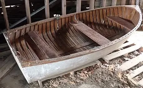 ISO Large scale window display 'props'.
We are looking for some great local pieces to build a displays in 2 large windows  at Powell River Towne Centre. 

Our theme is beach, ocean, shorelines, fishing, etc. Items like an old row boats, buoys, ship w