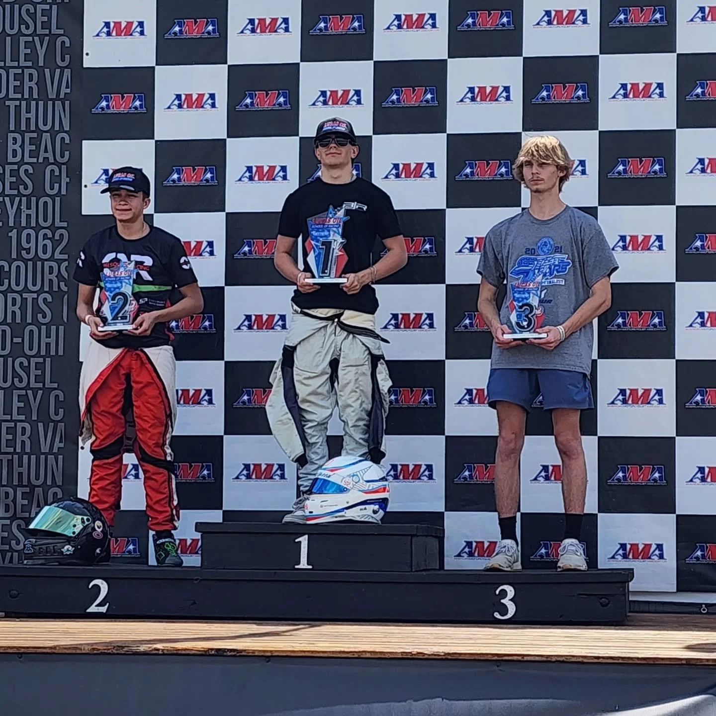 Busy month of August for @seamusmckendree, starting with the @lucasraceschool championship race at @officialmidohio, grabbing a p1 and a p2. Next up was karting with @unitedstatesprokartseries at @mcckarting in Cincinnati. Fast in practice all week, 