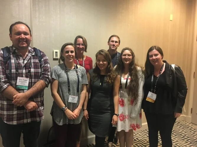 Williams and Vazquez-Medina Labs Attend APSI meeting