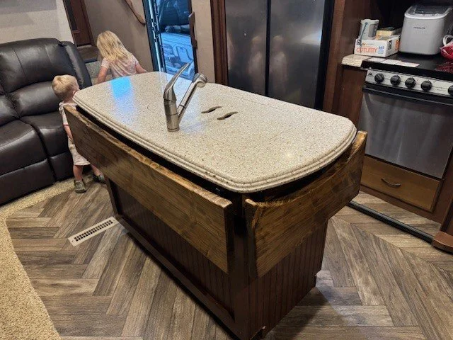 Big camper/5th wheel Collapsible Table & counterspace extensions