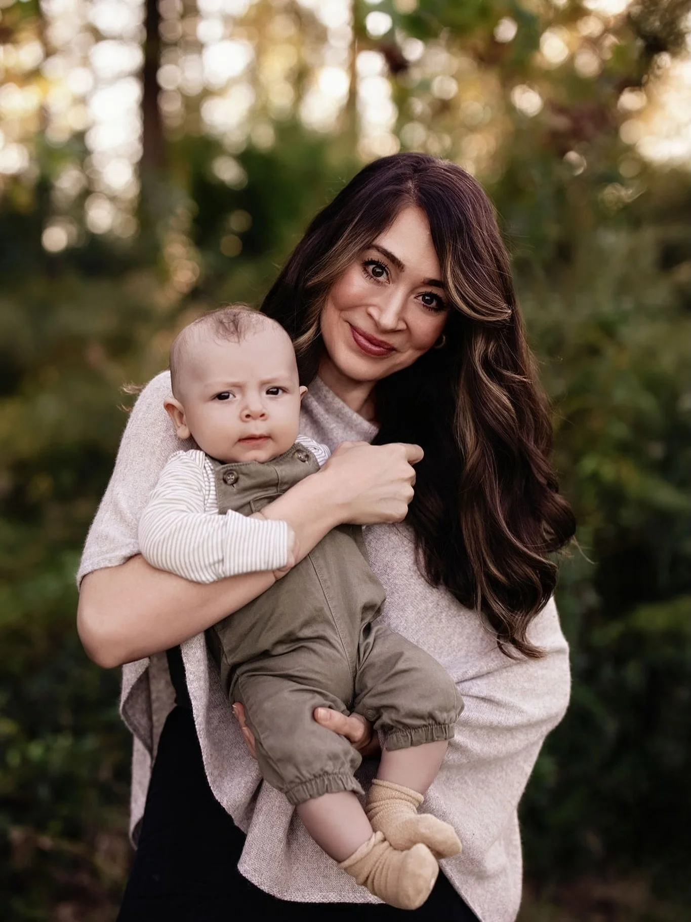 The year I became a mama 🤍 Expanded. Grateful. Carrying more capacity than I ever imagined with me into 2026.