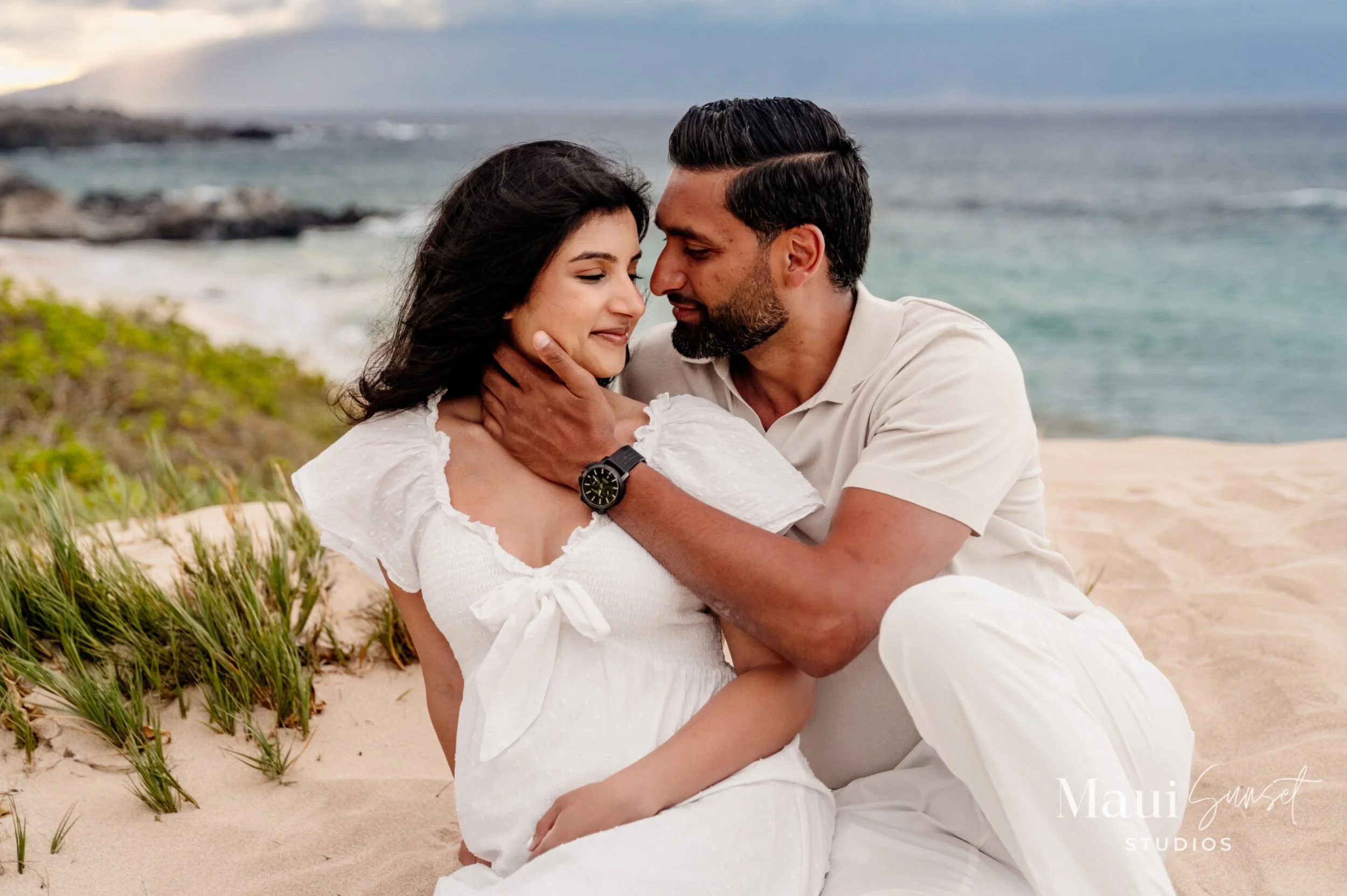 Maui_Golden_Hour_Maternity_Photographer-6.jpg