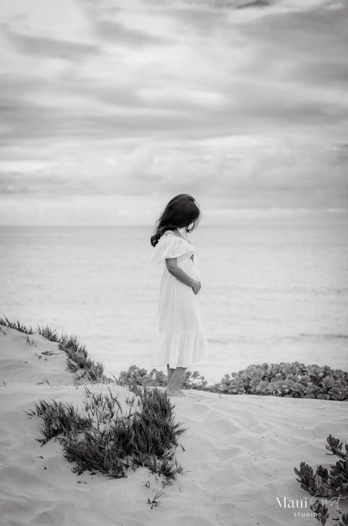 Maui_Golden_Hour_Maternity_Photographer-36.jpg