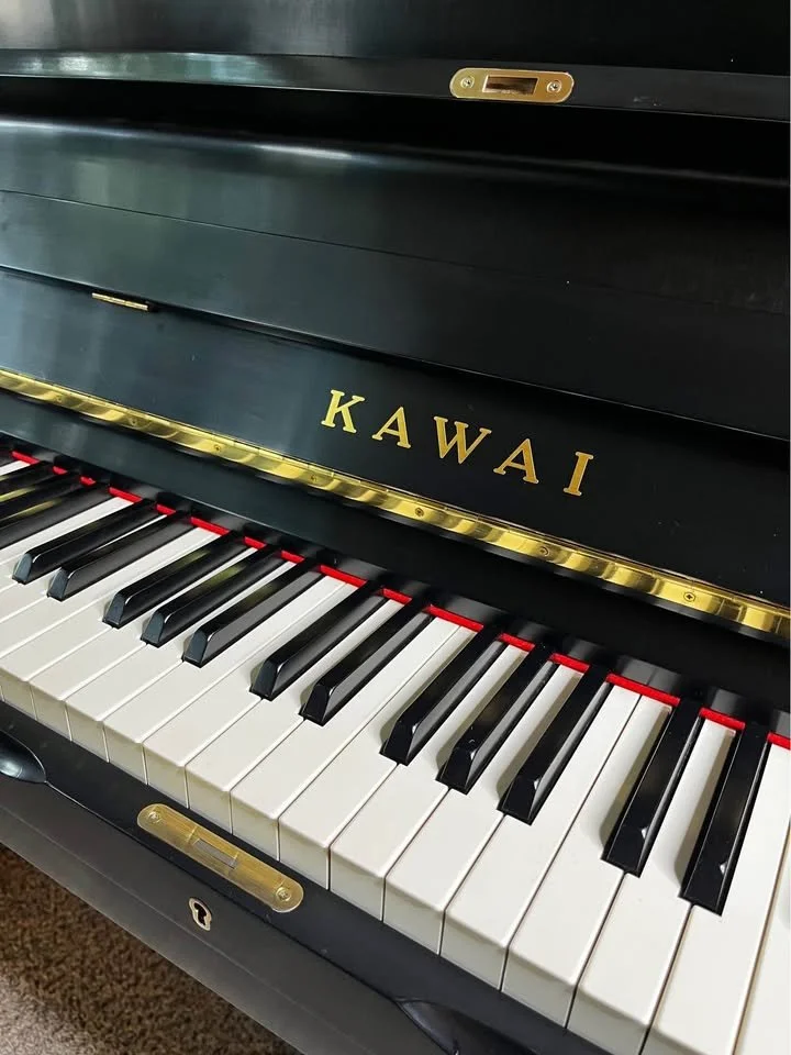 2003 Kawai K-50E 2.jpg