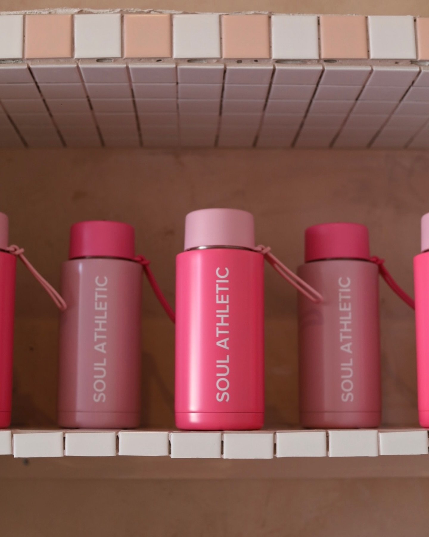 How cute are our water bottles? Grab yourself one today at any of our studios 🩷 

Want 30% off? All of our members (on a reoccurring membership) receive 30% off ALL merch 🌟

#soulathletic #reformerpilates #drinkbottle #pilatesmerch #pilatesstudio #