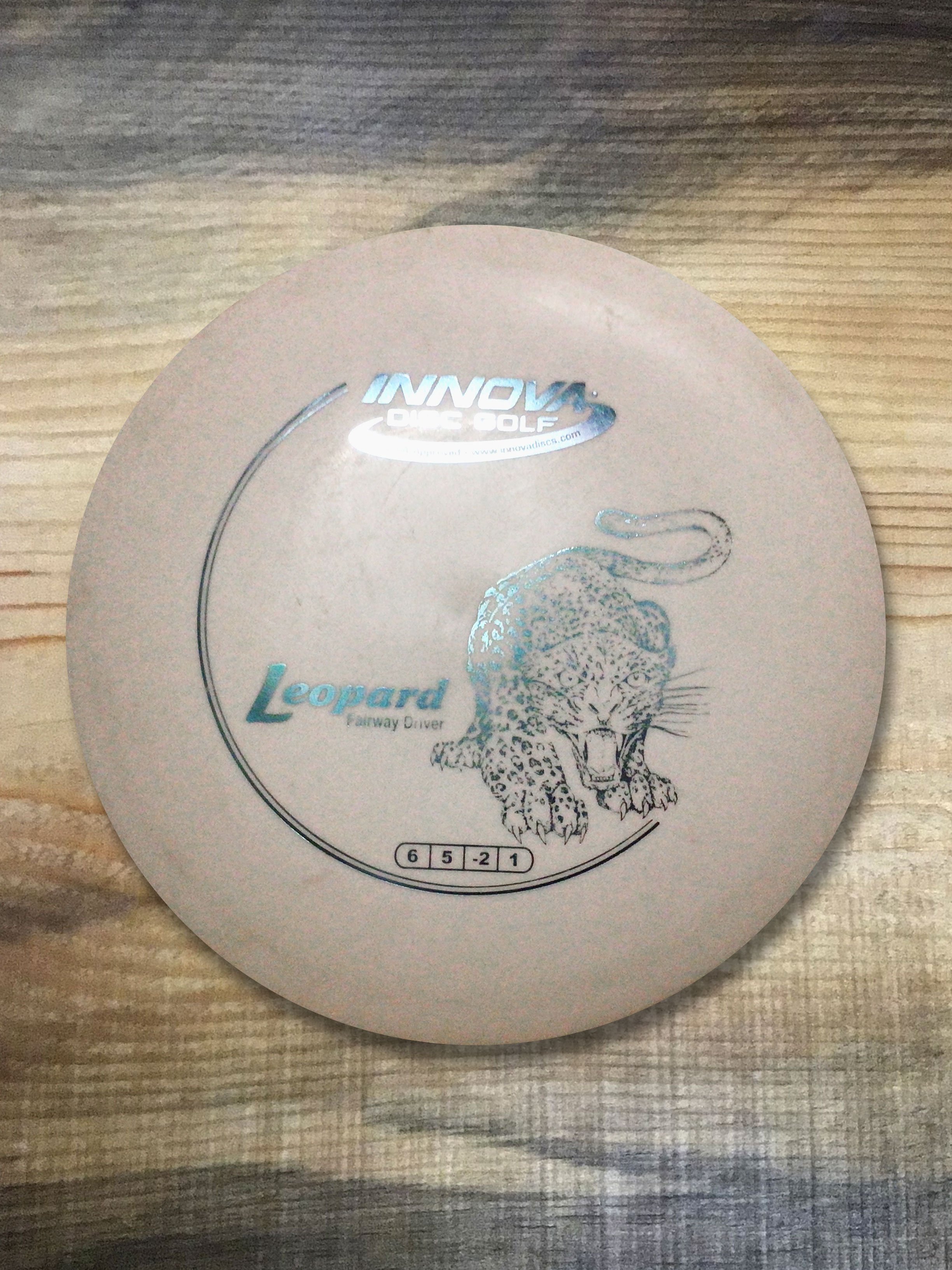 NORTH_IDAHO_DISCS_INNOVA_LEOPARD_WHT_BLU_162G_USED.jpg