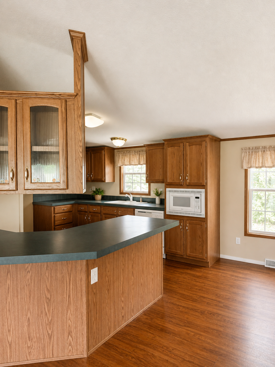 6- Open Kitchen.png