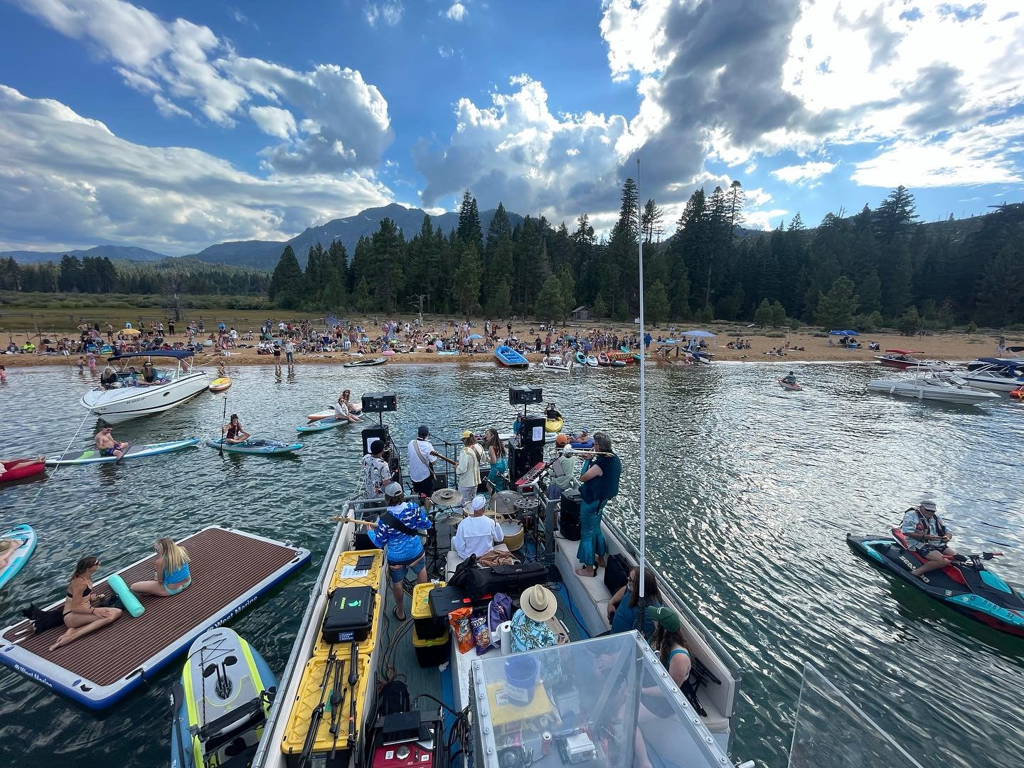 &lsquo;Tis a windy day out there. She&rsquo;ll be blowin&rsquo; 13 knots on the open sea, but we will be anchored near the beach where we should have some protection. As Tahoe Mountain Sailors, and we know how to have a good time in the wind!

Baldwi