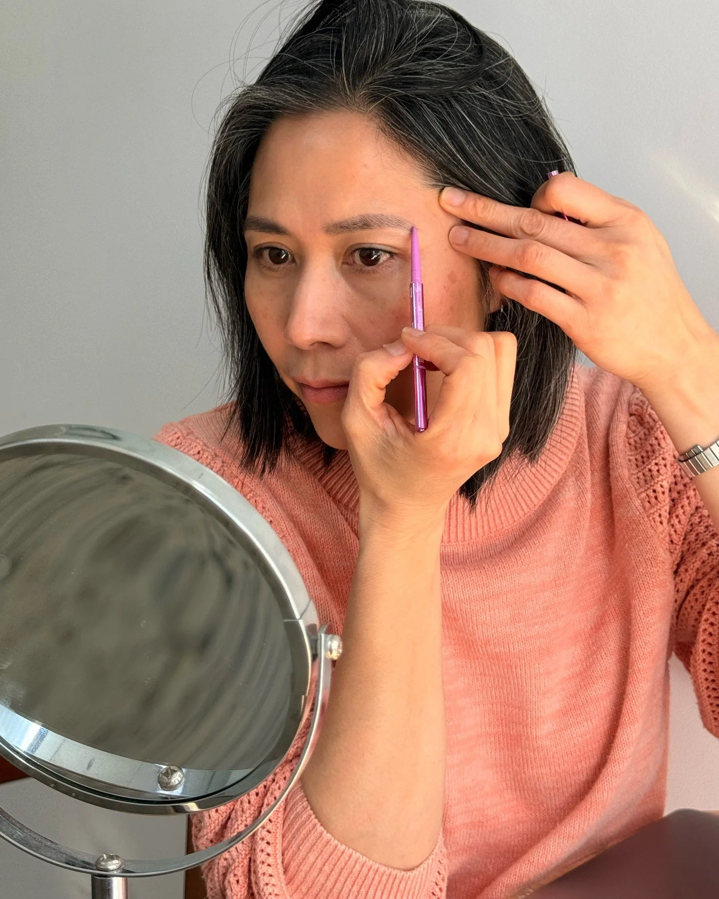 My two-minute kind of self-care.

"Doing your brows" is often the two minutes that can make you feel put-together.

It's part of my daily self-care.