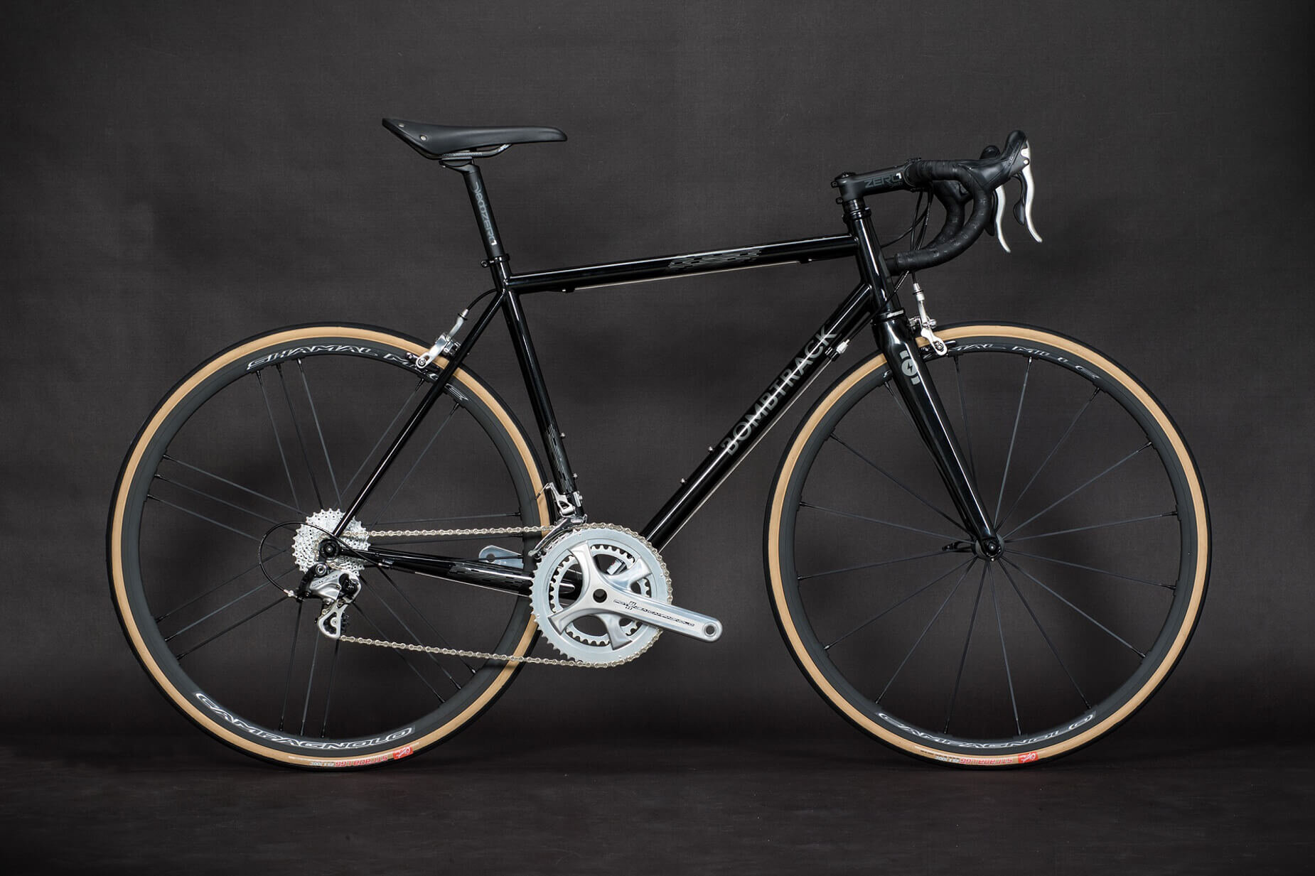 BT_Tempest_Campagnolo_side.jpg