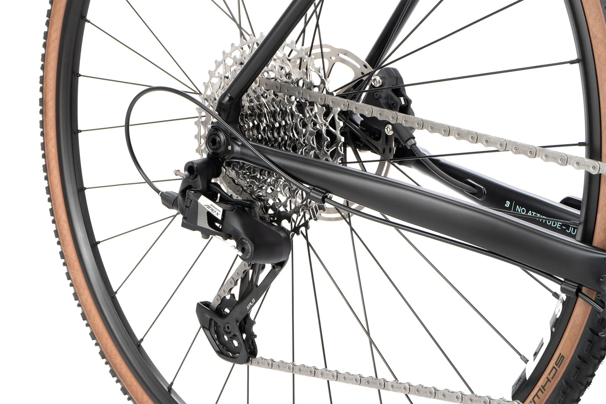 Bombtrack_Tension_Apex_matt_black_webres_7.jpg