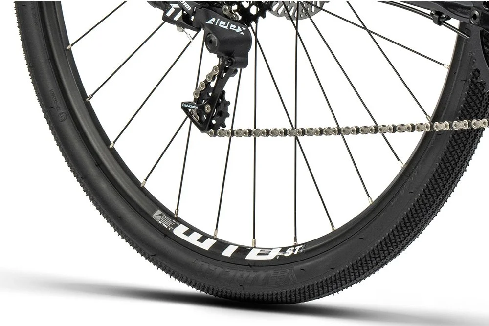 BT_MY24_Arise_SG_metallic_black_rim.jpg
