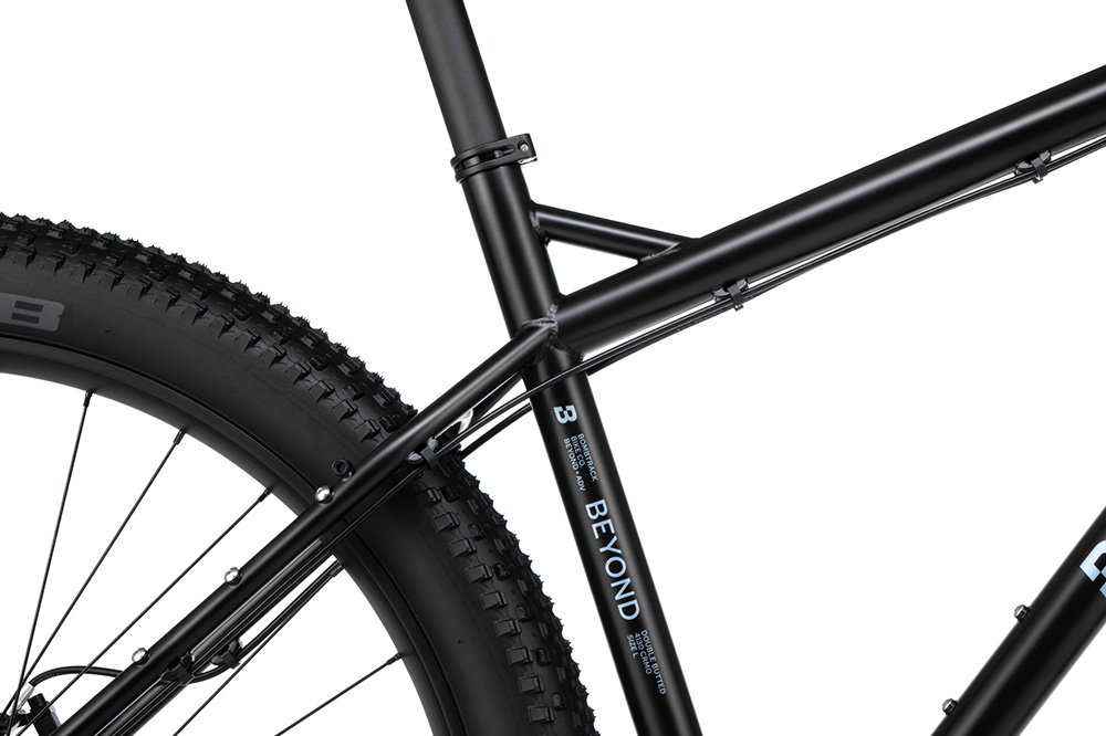 Frame Beyond+ ADV matt black 1.jpg