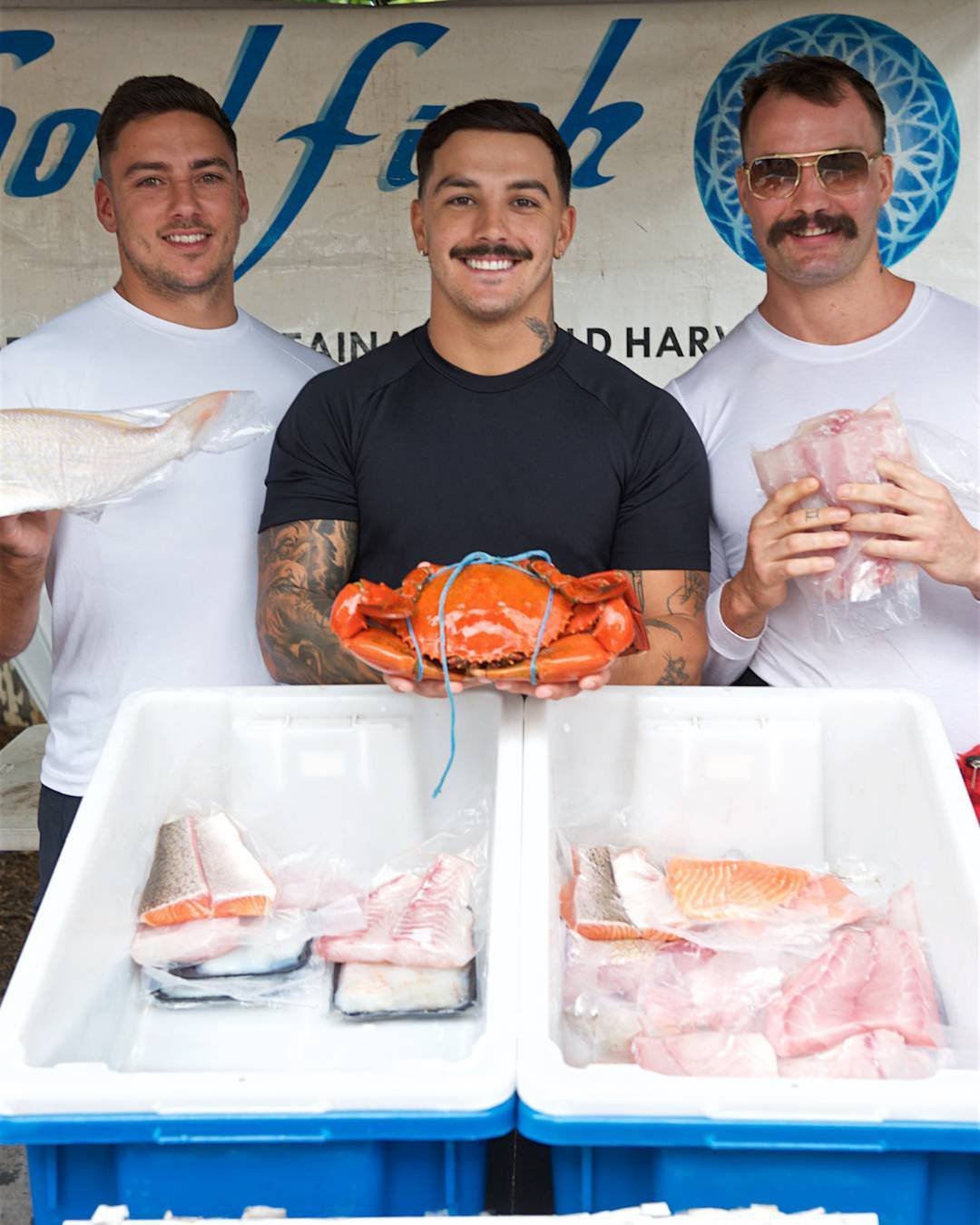 The Powerhouse Farmers Market is open and it's a beautiful morning! 🐓Come and say hi to our wonderful stallholders and see what's the latest catch today. Looking good Soulfish! 🦀