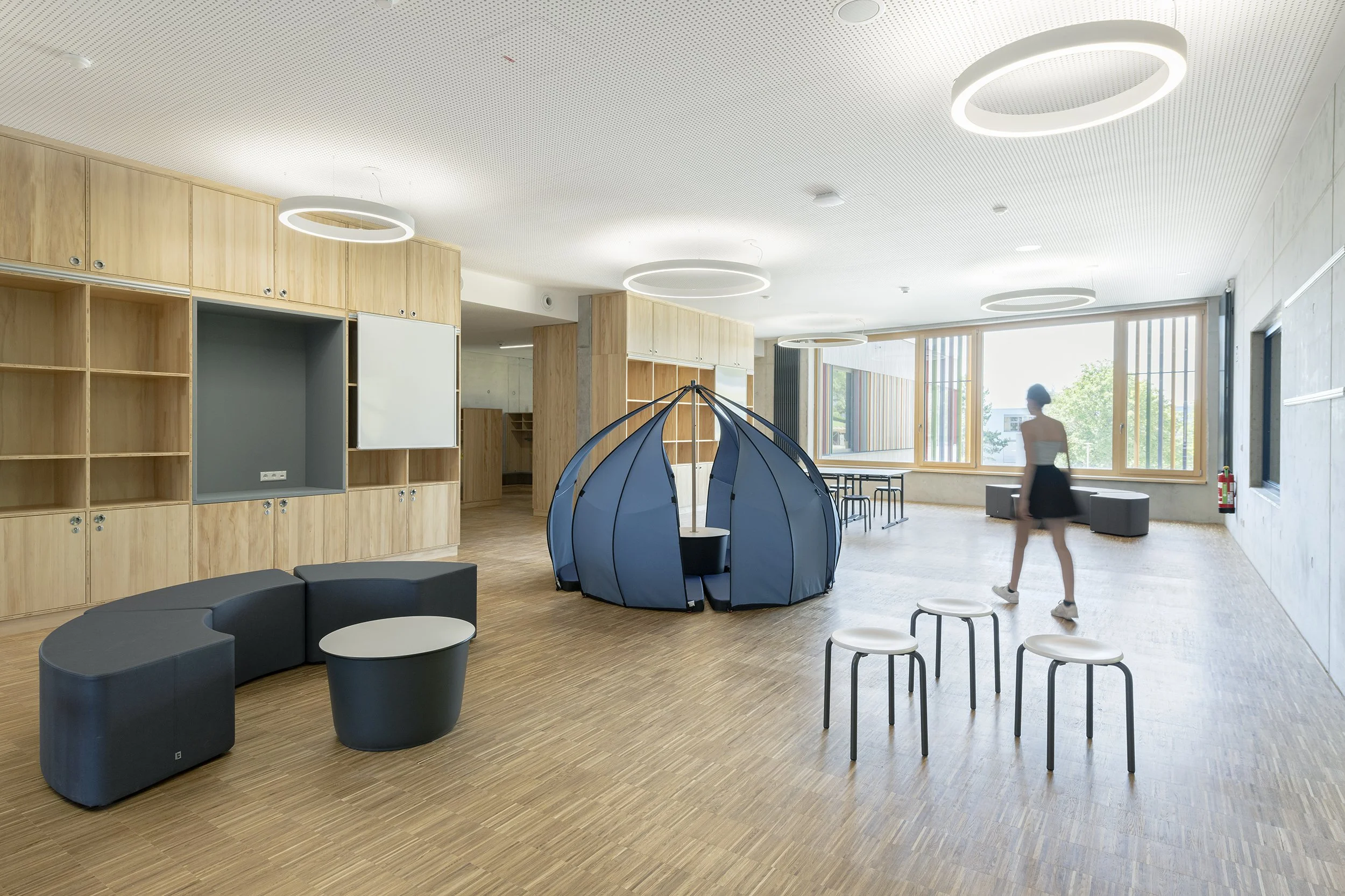 Architekturfoto-Schulcampus-Blumberg-Lernbereich-Nina-Baisch.jpg